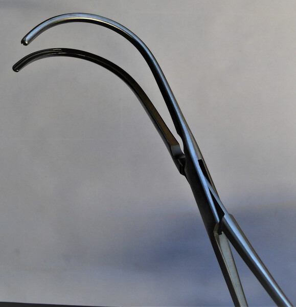 RU 7636-26 / Pinza Vascular Debakey, 26,5 cm Atraumatica