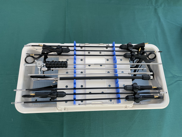 RU 8908-13 / Plastic Container for 12 Instruments 464x190x70 mm