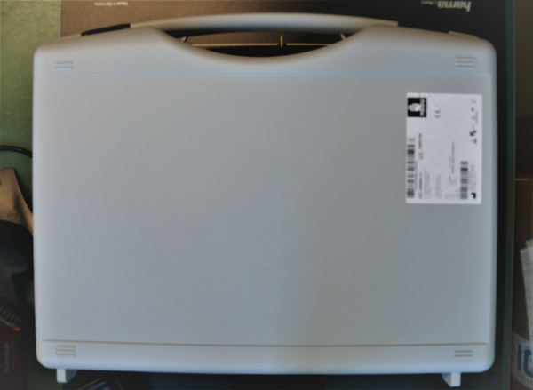 RU 6220-31 / Valigetta in Plastica Con Panello