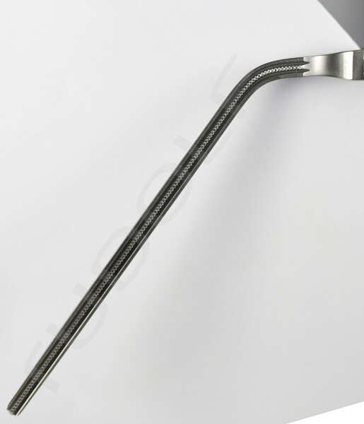 RU 7661-22 / De Bakey Clamp, Atrauma, (L) 23 cm - 9"