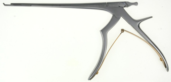 RU 6457-22P / Pince Emporte-Pièce Kerrison, Coupant V. Le Haut 40°, Proclean, Stand., Pied Plat Éjecteur, 18cm
, 2mm
