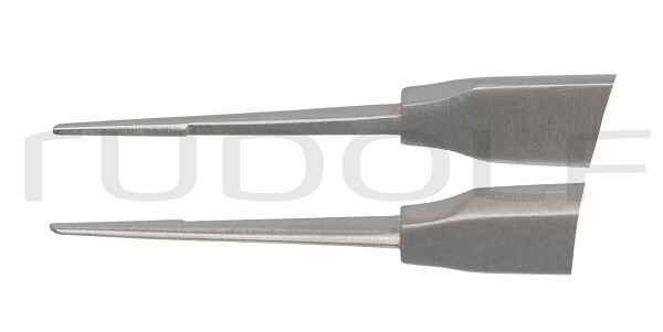 RU 9807-09 / Pinza P. Sutura Mcpherson, Rect., S/D, 10cm